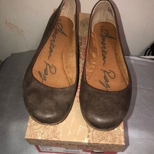 Brown (taupe) American rag flats size 6.5